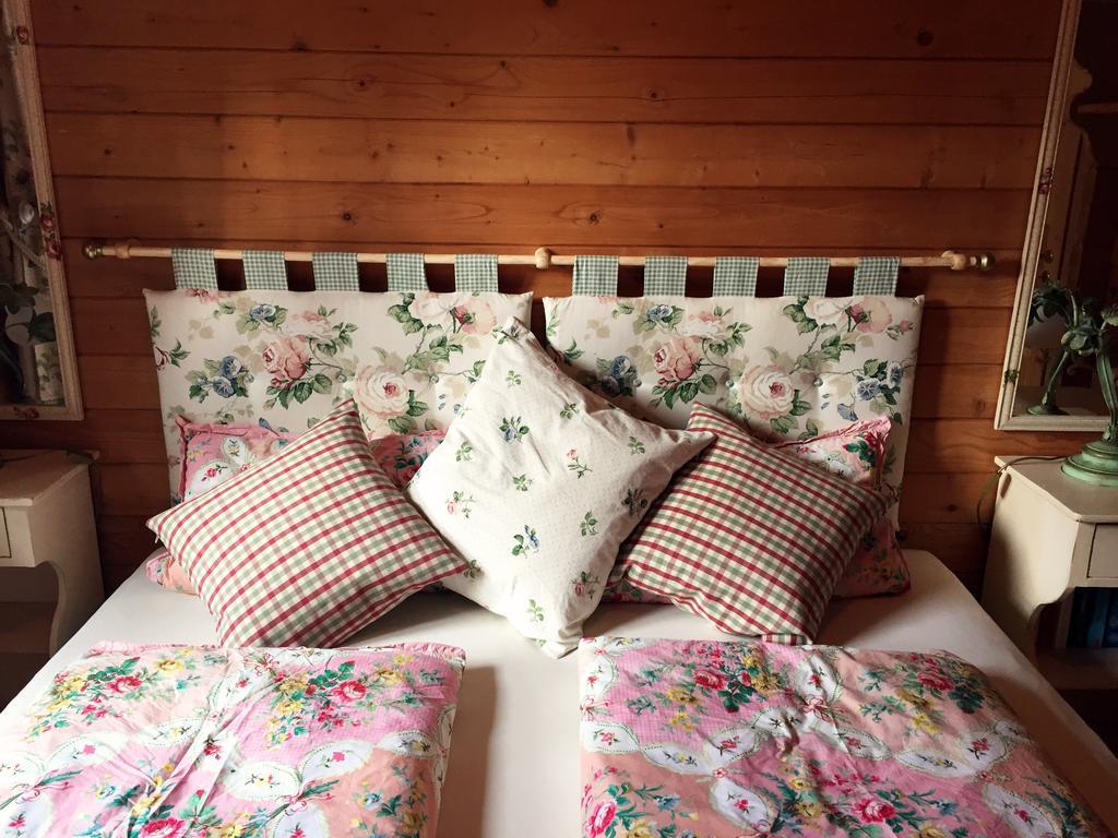 Ferienwohnung Romantik Im Roten Haus Füssen Exteriér fotografie
