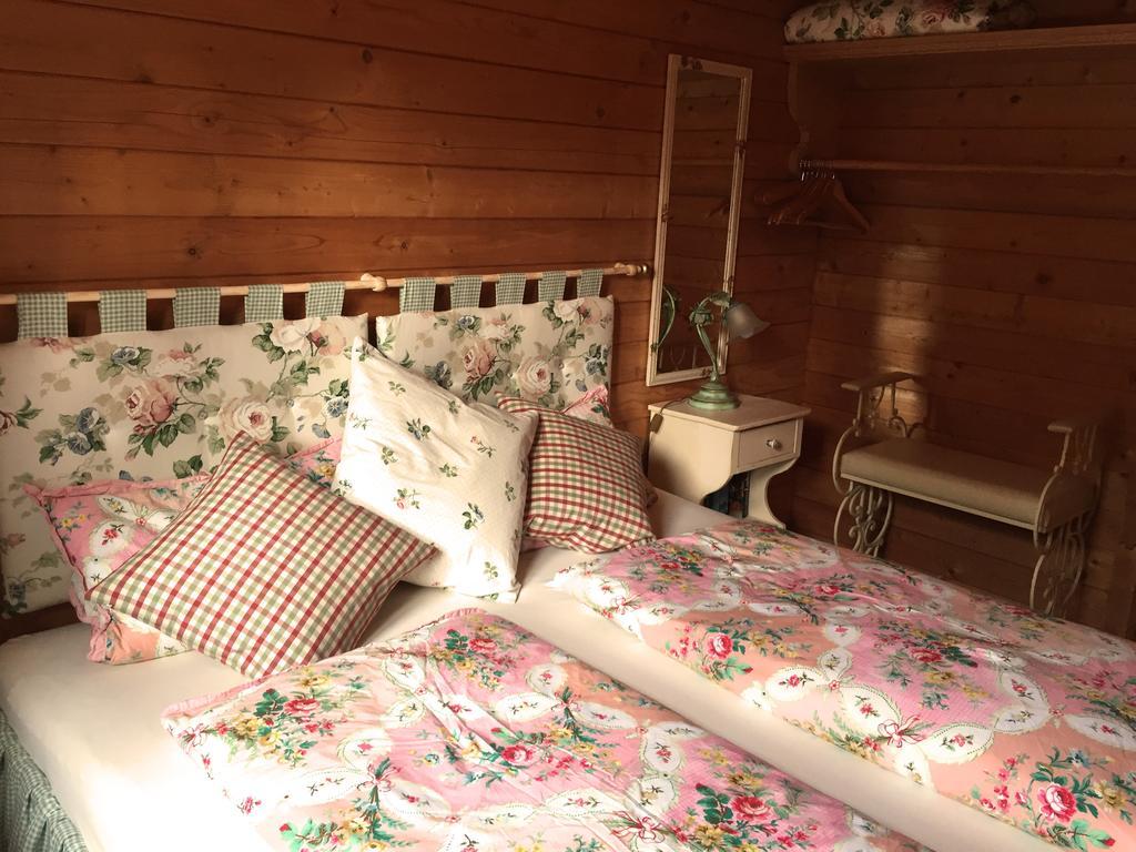 Ferienwohnung Romantik Im Roten Haus Füssen Exteriér fotografie