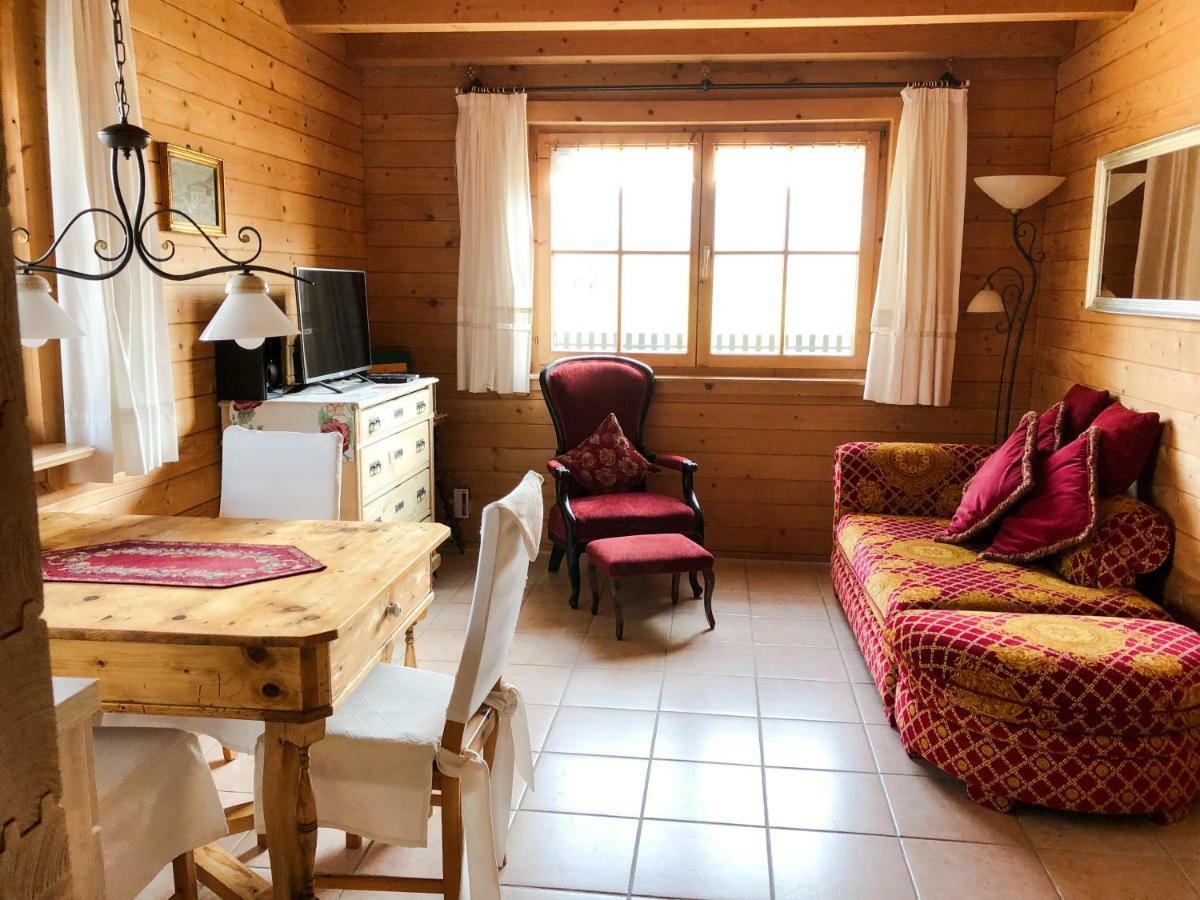 Ferienwohnung Romantik Im Roten Haus Füssen Exteriér fotografie